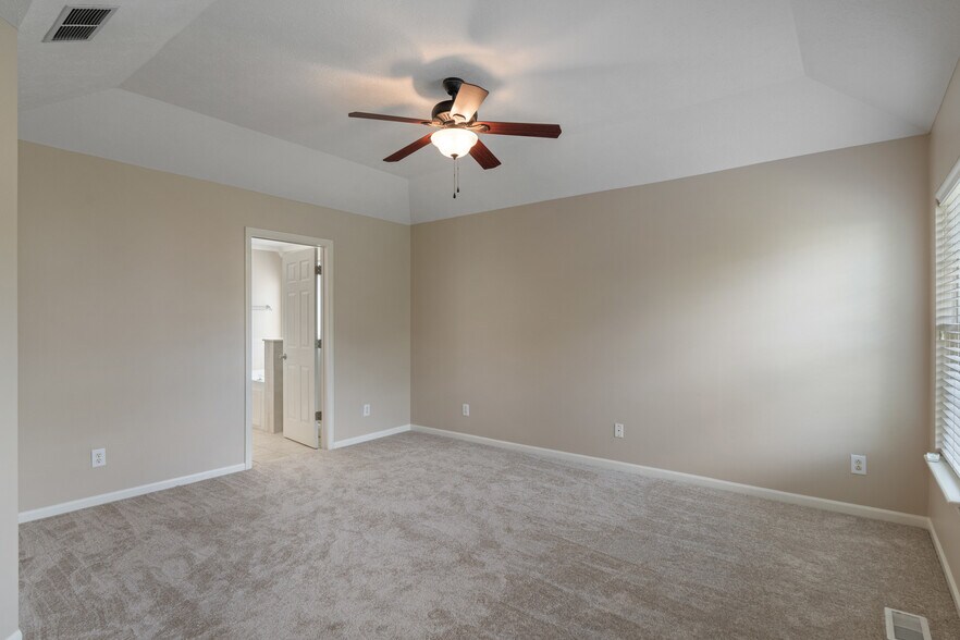 Building Photo - 5806 Corralberry Ct