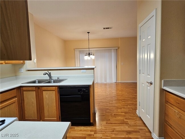 Building Photo - 6521 Hillside Brook Ave