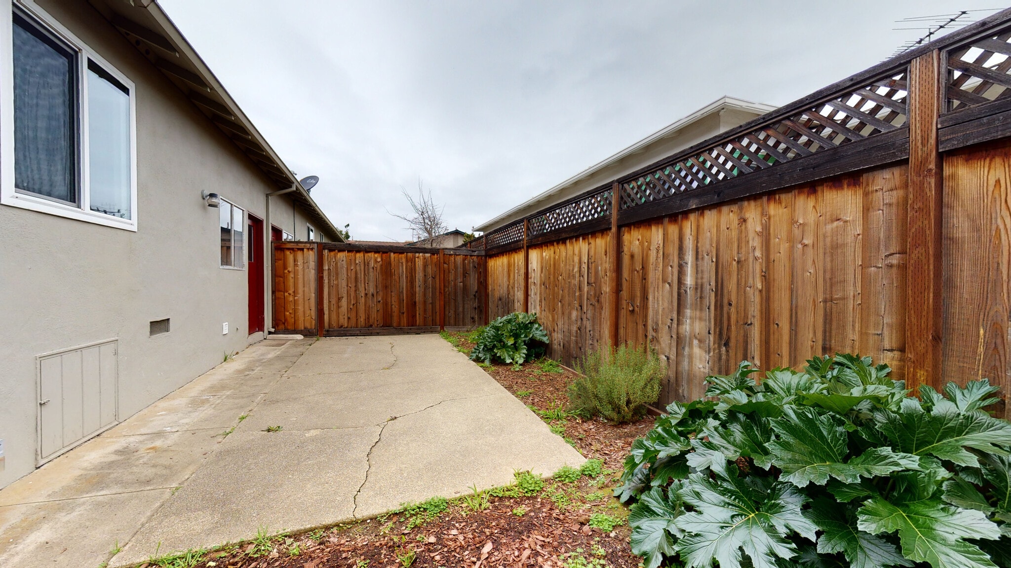 Building Photo - 700 N Humboldt St