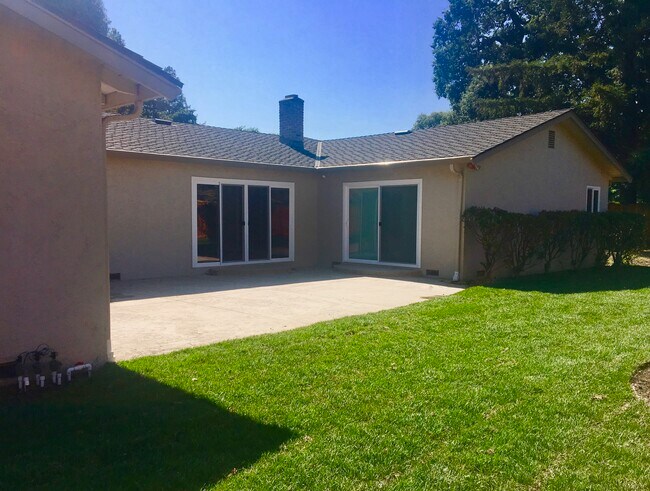 Building Photo - 616 Banbury Ct
