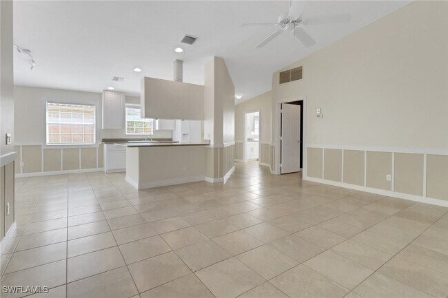 Building Photo - 7933 Umberto Ct