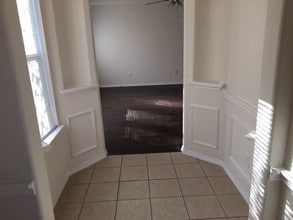 Building Photo - 6420 Valleybrooke Ct