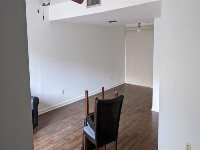 Building Photo - 403 Westwood Dr