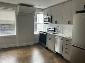 Building Photo - 283 Hanover St