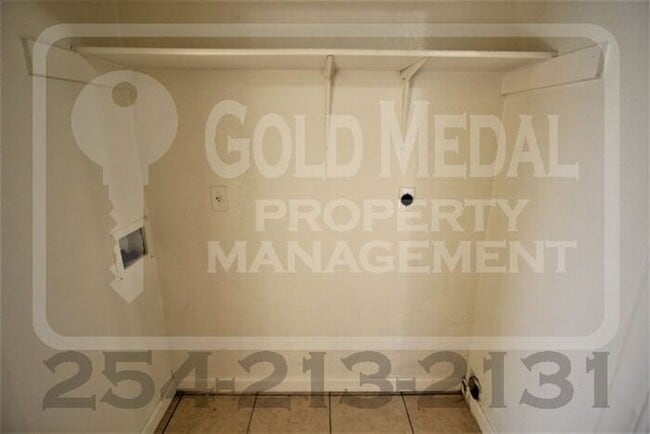 Building Photo - 4008 Pilgram Dr