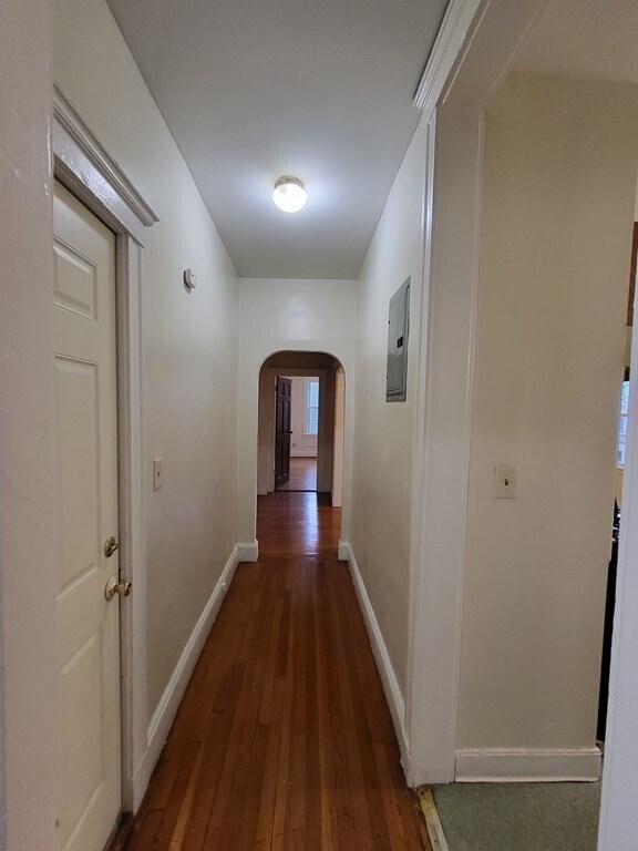 Building Photo - 19 Mora St