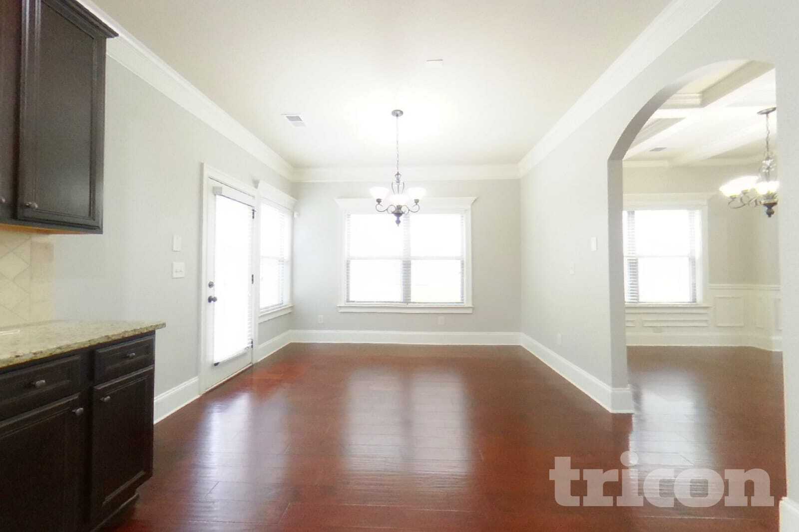 Building Photo - 191 Scenic Hills Dr