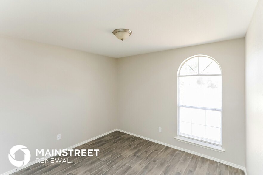 Building Photo - 1146 Weaver St