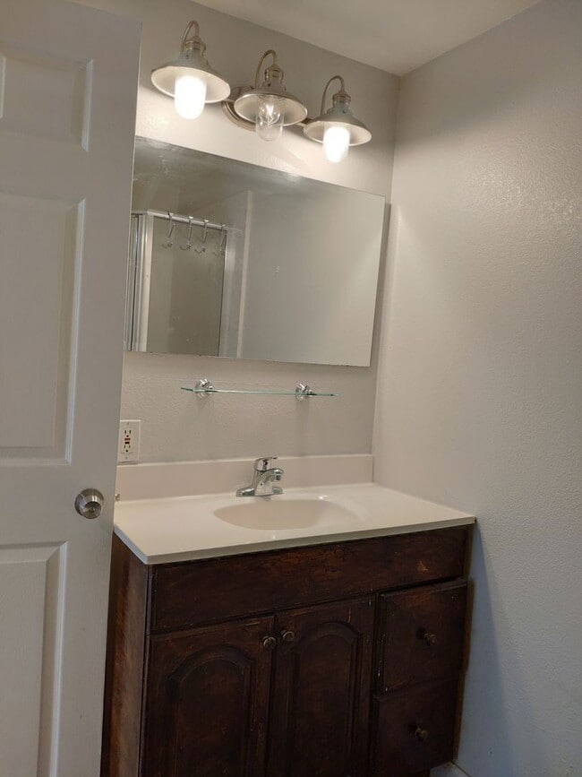 Building Photo - 1150 Pecos Way