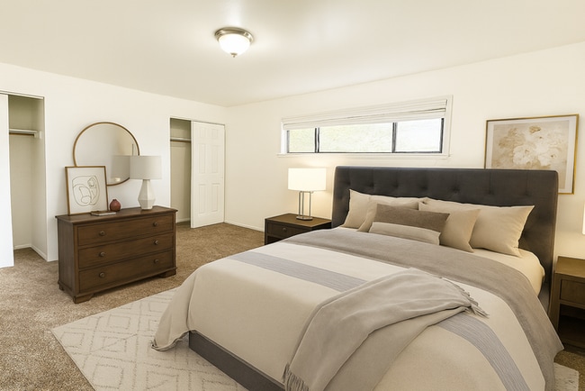 Building Photo - 3BR 1BA Home w/ Fresh Flooring • Private Backyard in Salt Lake City