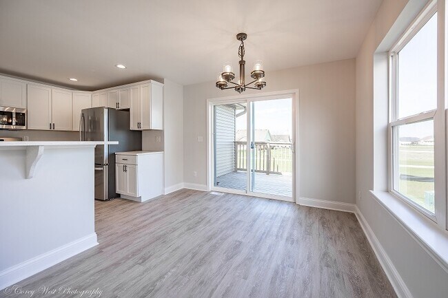 Building Photo - 2217 Concord Dr