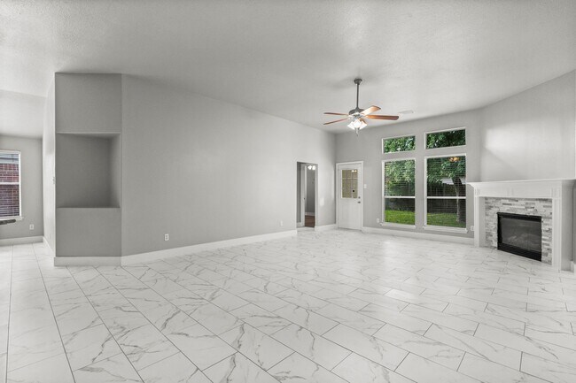 Building Photo - 20231 Avery Point Dr