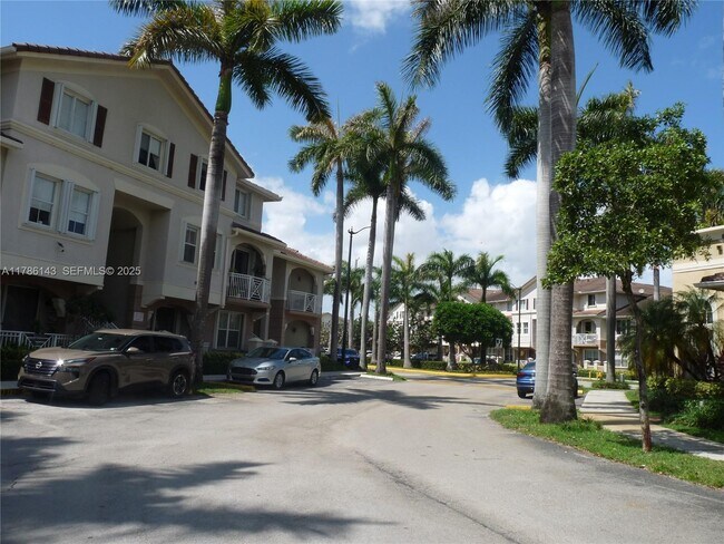 Building Photo - 8980 W Flagler St