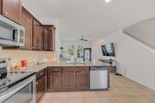 Building Photo - 309 Cane River Rd