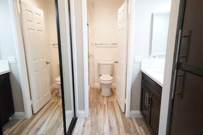 Building Photo - SHOWINGS AVAILABLE NOW