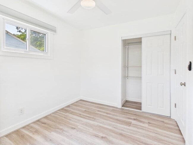 Building Photo - Cozy 2 Bedroom 1 Bathroom Ranch style Home...