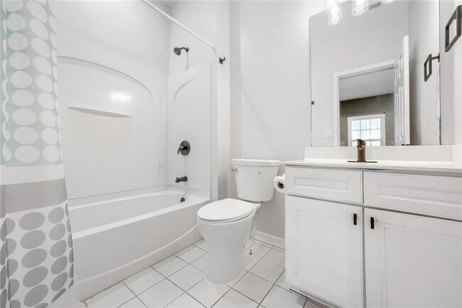 Building Photo - 6127 Joybrook Rd