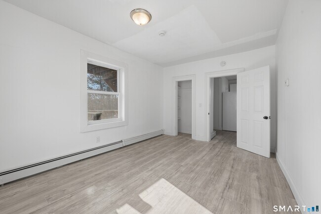 Building Photo - 23 Dunn Ave