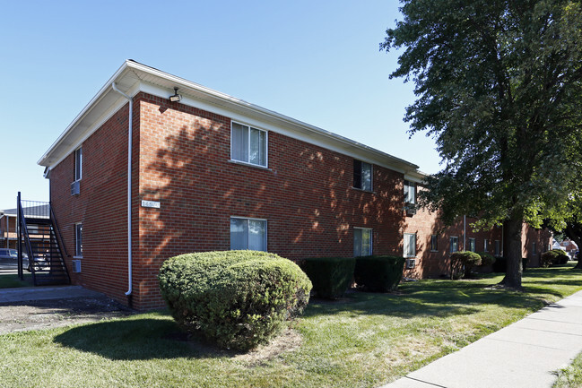 Building - Dorchester Apartments