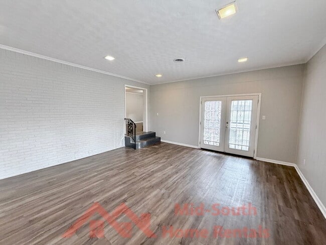 Building Photo - 5119 Horn Lake Rd