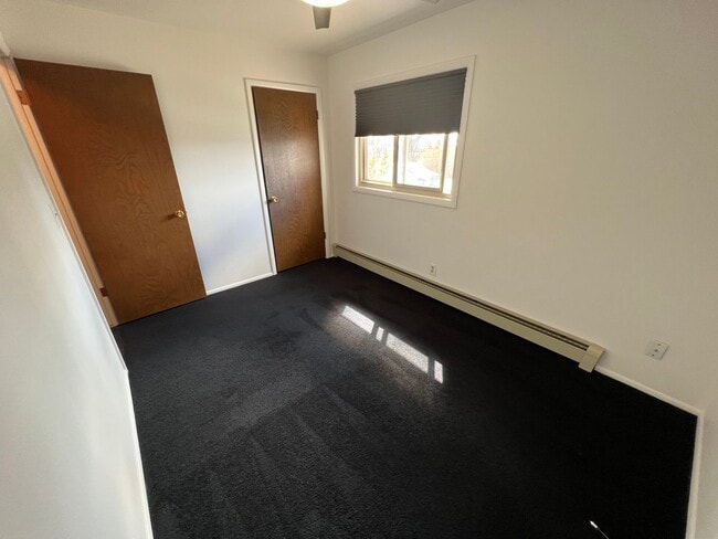 Building Photo - 1300 Riverview Rd