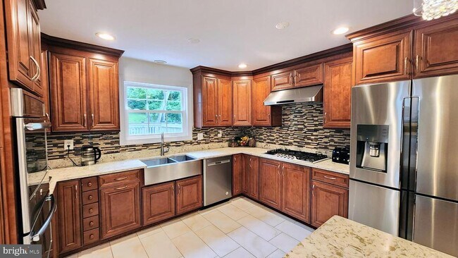 Building Photo - 5503 Chestermill Ct