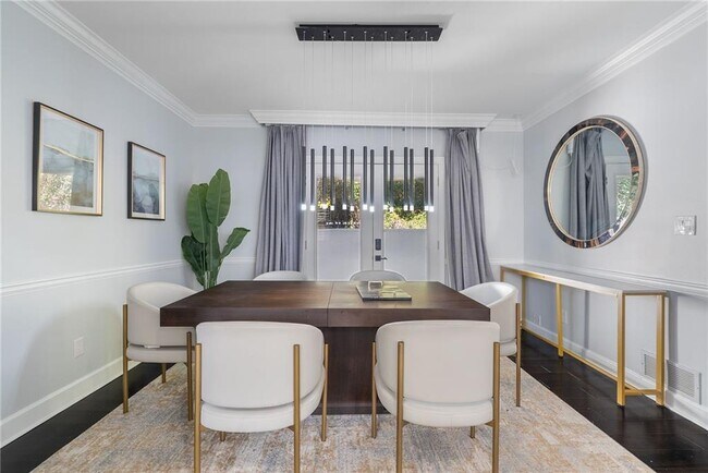 Building Photo - 4200 Roswell Rd NE