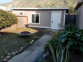 Building Photo - "Cute GARDEN Studio" Cottage in Ventura