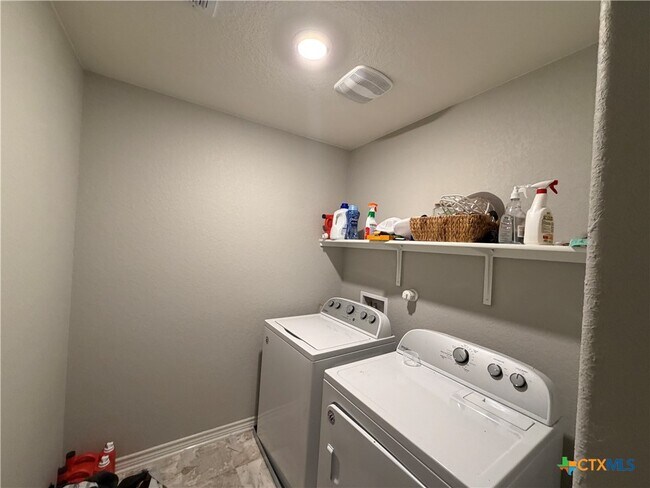 Building Photo - 4628 Klein Meadows