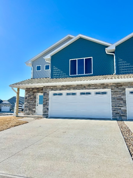 Building Photo - 1437 Winterberry Ln