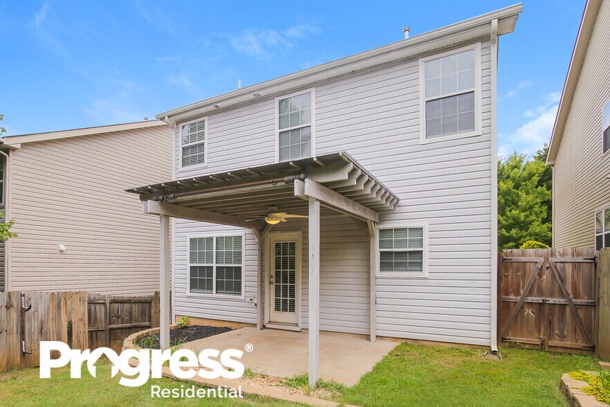 Building Photo - 307 Hidden Creek Ln