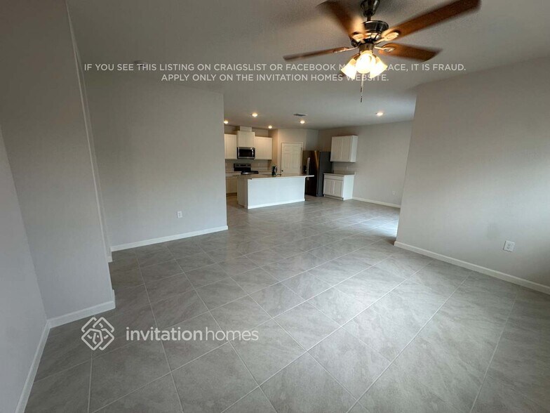 Building Photo - 1601 Wyoming Dr SE