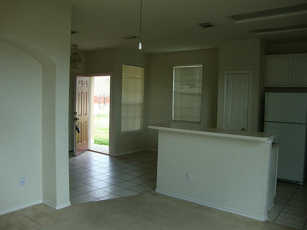 Building Photo - 16515 Cairngorm Dr
