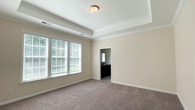 Building Photo - Beautiful home featuring 4 Bedrooms, 3 Full Baths, Flex Space/Office located in the highly sought...