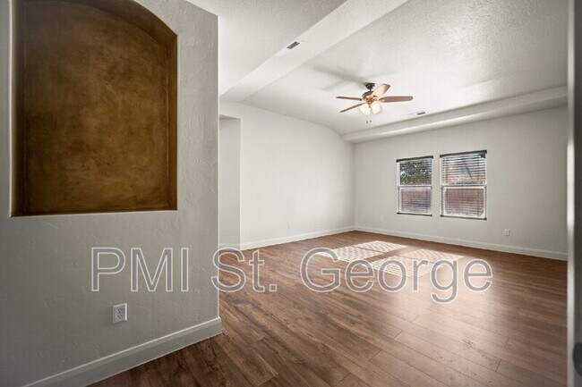 Building Photo - 3782 Brade Lane
