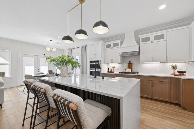 Building Photo - 12307 New Jordan Ln