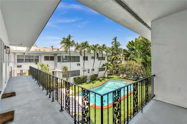 Building Photo - 10006 E Bay Harbor Dr