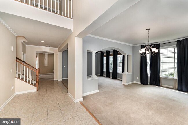 Building Photo - 4203 Talon Dr