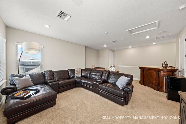 Building Photo - 4430 Pond Brk Ct