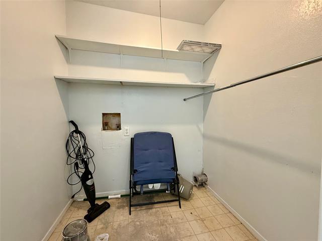 Building Photo - 2112 Tanglewood St