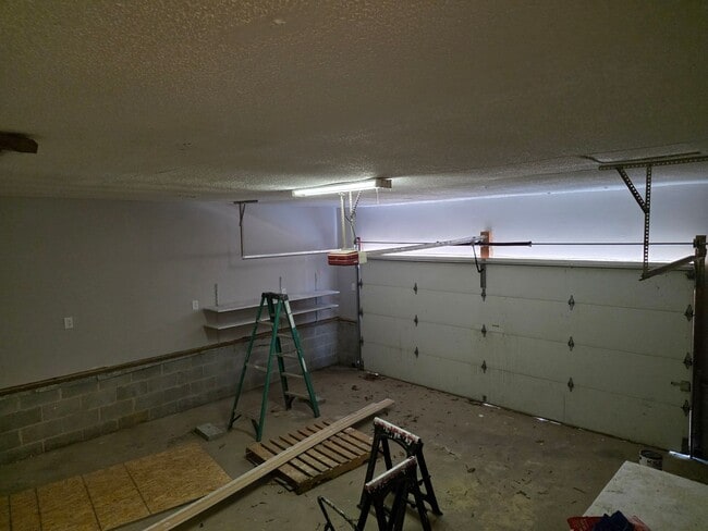 Building Photo - 6108 Ramsey Rd