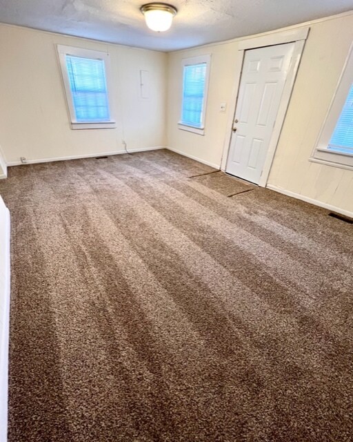 Living Room - 619 S West Ave