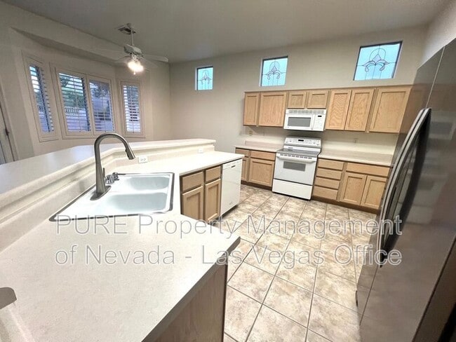 Building Photo - 10733 Clarion Ln