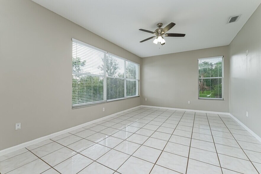 Building Photo - 1223 Alpine Lake Dr