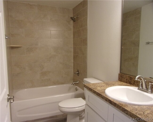 Building Photo - 1718 Tuttle St