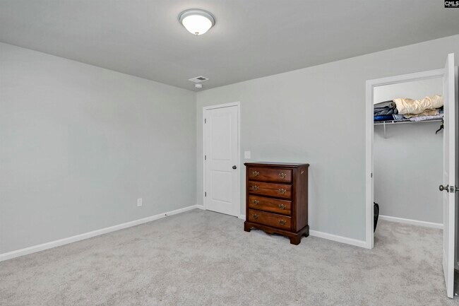 Building Photo - 620 Rothenburg Rd