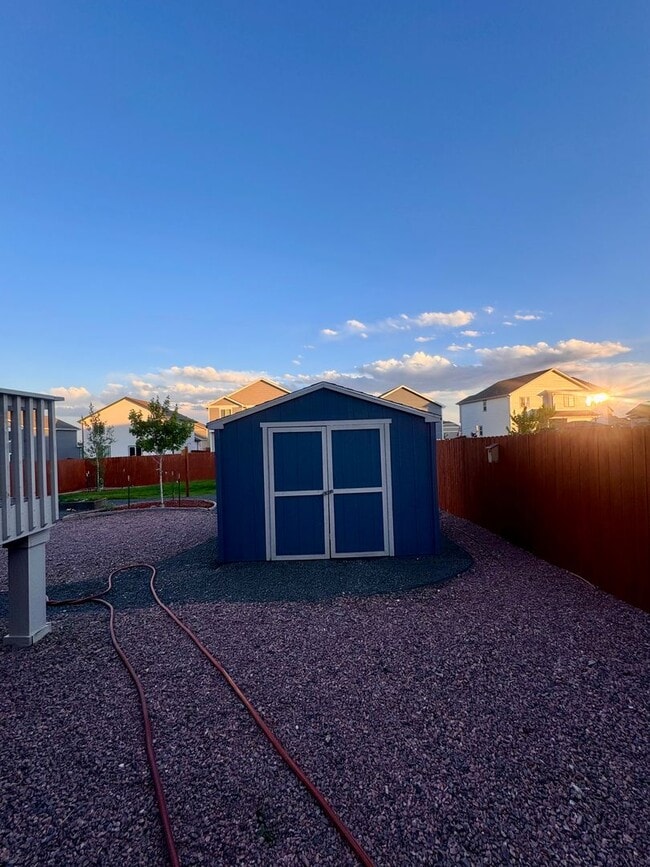Building Photo - Beautiful 4 Bedroom Home in Peyton