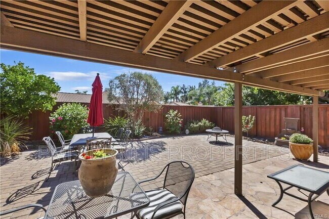 Building Photo - 7175 Summerfield Pl