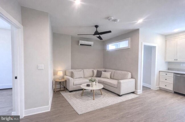 Building Photo - 216 W Front St