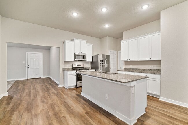 Building Photo - 3 Bedroom/2 Bath Escalera Subdivision
